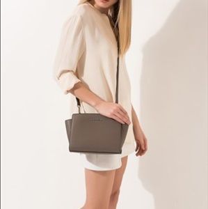 Michael kors crossbody